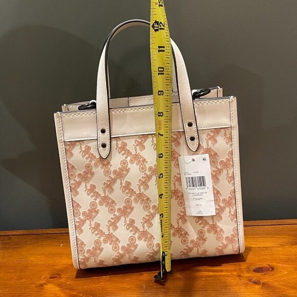 Coach CD750 Textured Field Tote 22 Horse & Carriage in Chalk White - Picture 8 of 16